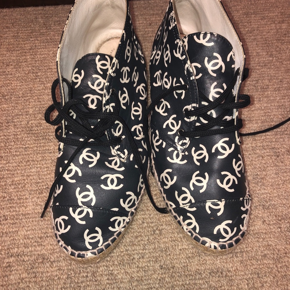 CHANEL White CC Logo Lamb High Top Espadrille 37